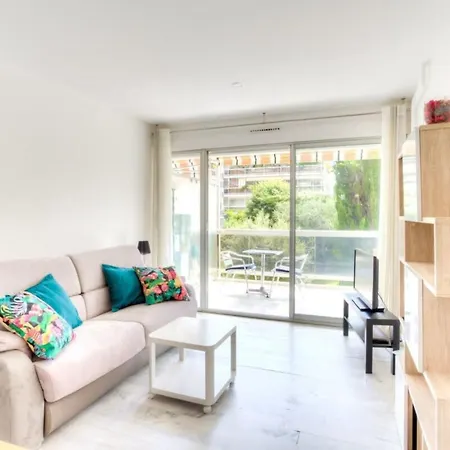 Sidon Furnished Studio * Αντίμπ