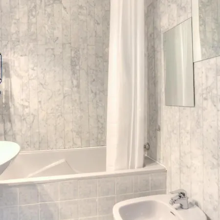 Sidon Furnished Studio * Αντίμπ