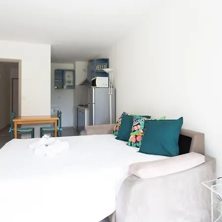 Sidon Furnished Studio 아파트 앙티브